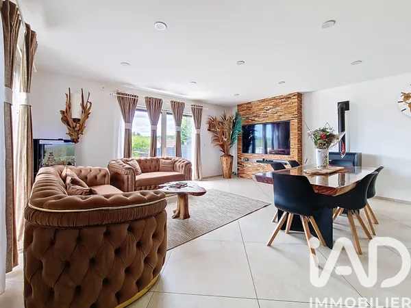 Maison 6 pièces 124 m² 