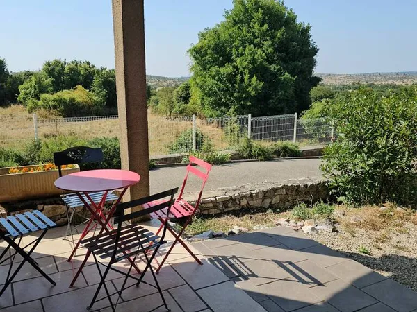 Maison 6 pièces 400 m² 