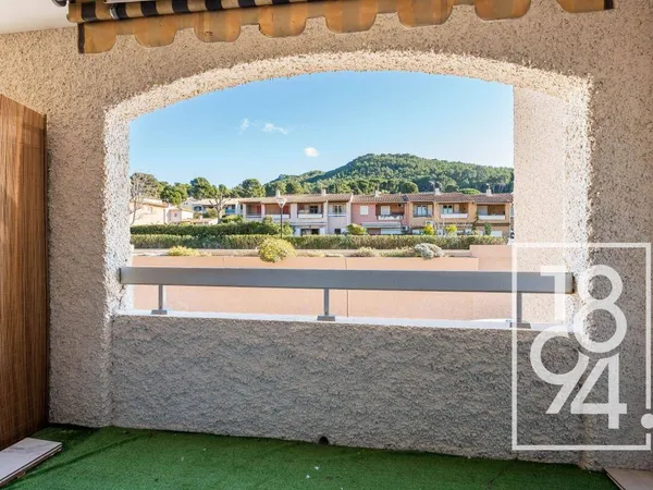 Studio 1 pièce 19 m² 