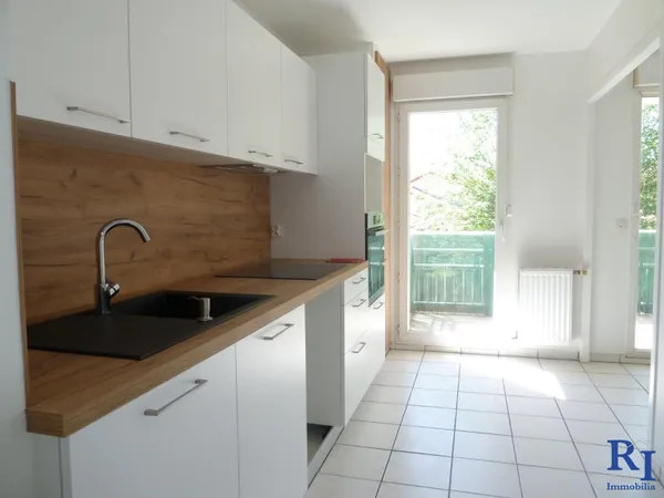 Appartement 2 pièces 49 m² à ST MARTIN D'HERES 