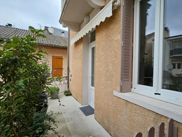 Maison de Village 3P 45 m² à VALGELON-LA ROCHETTE (73110) 