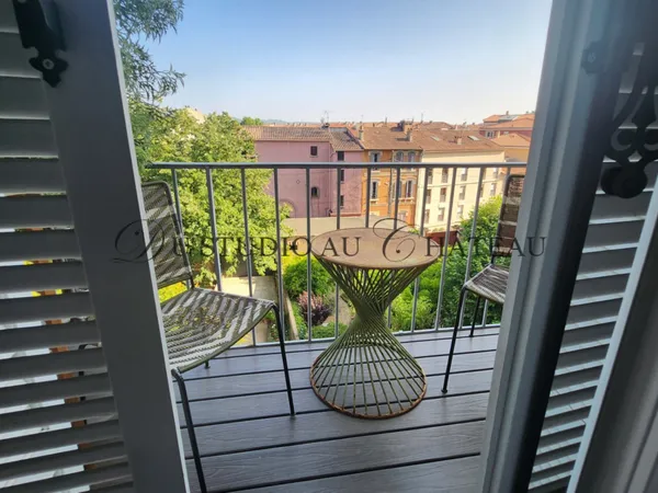 Appartement de prestige avec GARAGE, ascenseur accès privé au co 