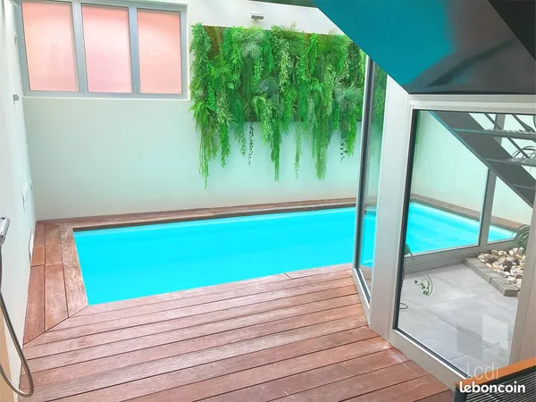 Loft/atelier/surface 6 pièces 270 m² 