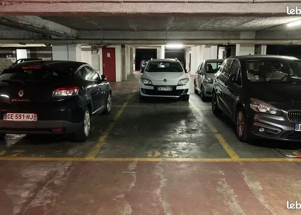 Location Parking couvert securisé St Georges 