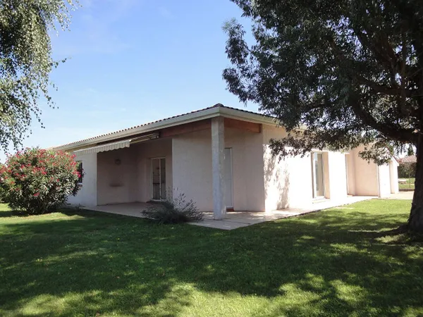 Maison de plain-pied 4 pièces 103 m² 