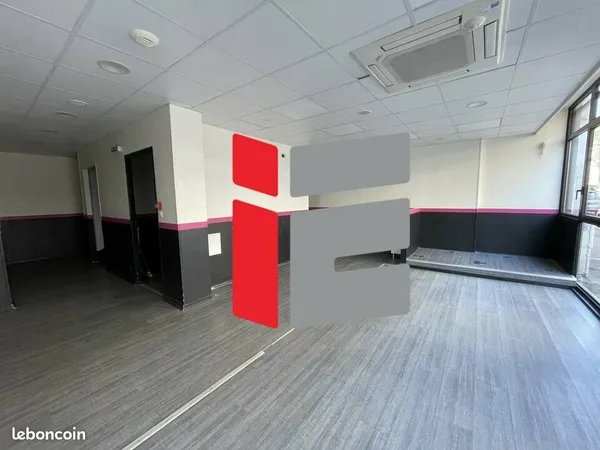 Local commercial 125 m² 