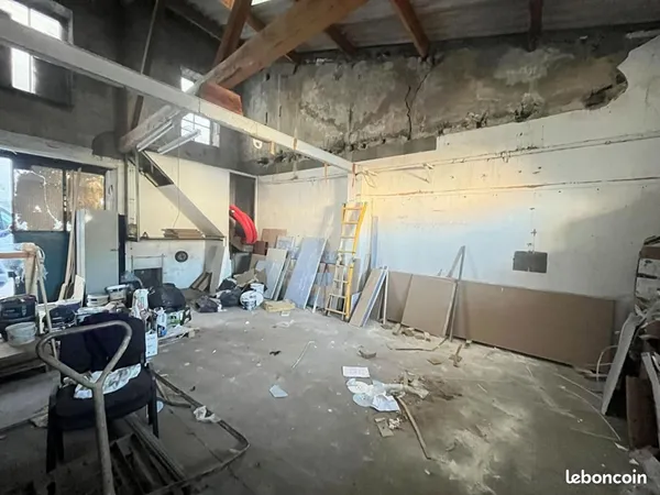 Local commercial 93 m² 