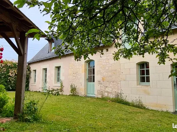 Propriété 9 pièces 218 m² 