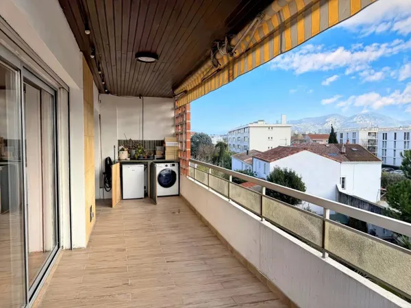Appartement 4 pièces 85 m² 
