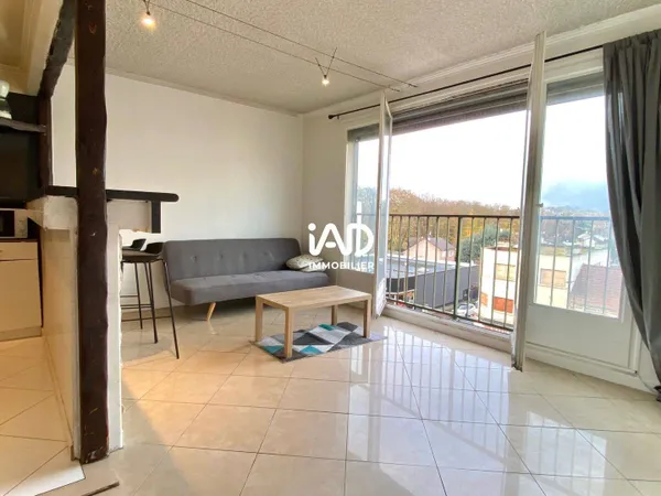 Studio 1 pièce 27 m² 