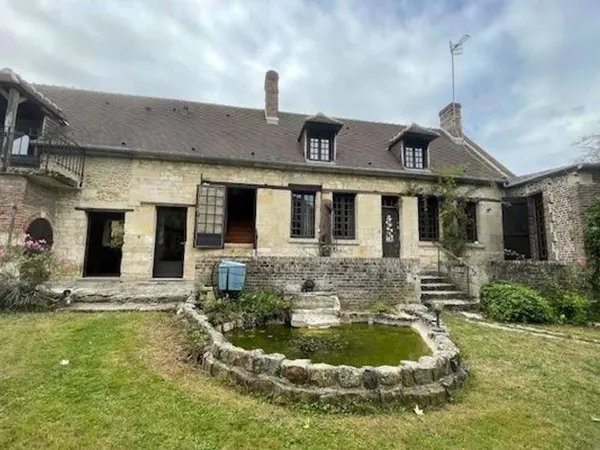 Studio 1 pièce 45 m² 