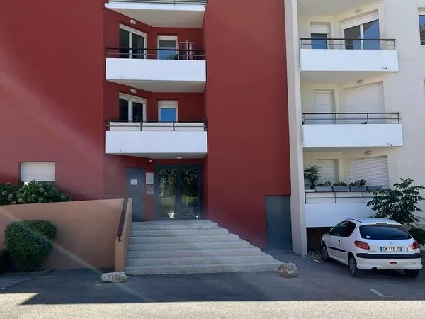 Location f2 