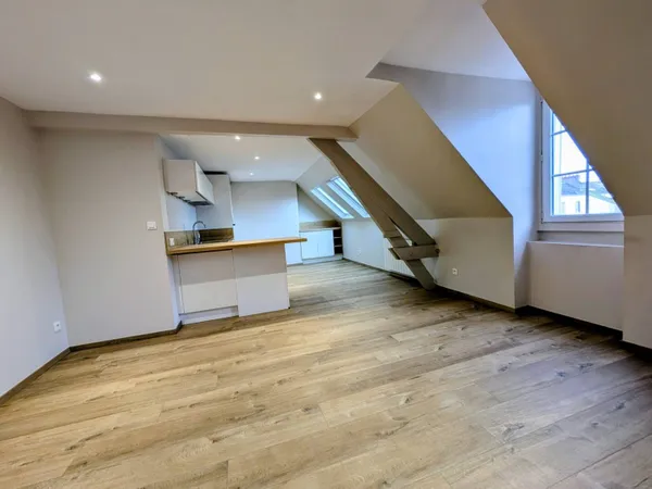 Appartement 2 pièces 83 m² 