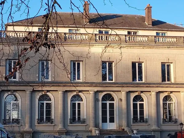 Appartement 4 pièces 128 m² 