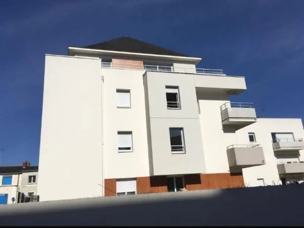Vends appartement 90m² dernier étage quartier Lafayette (cave parking) 