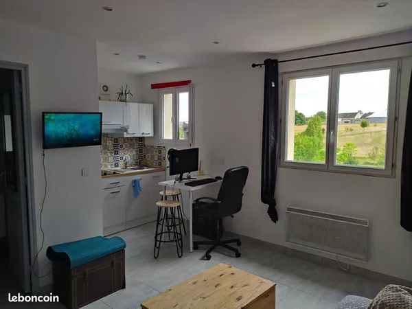 Location studio meuble à Gron 19m2 