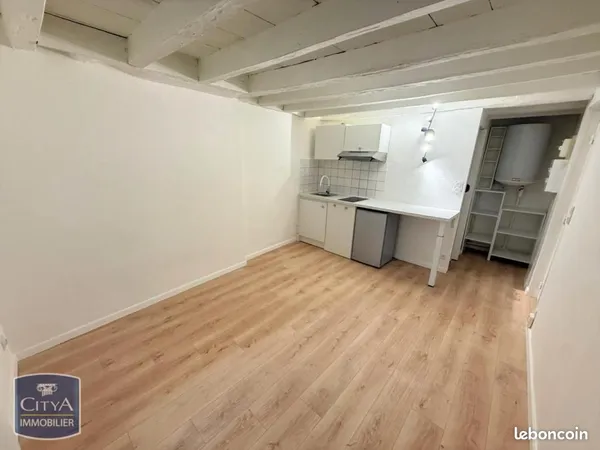 Appartement 1 pièce 17 m² 