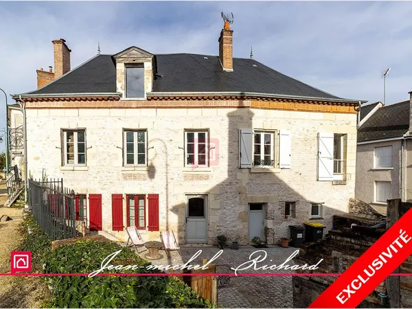 Maison Cour Cheverny 5 pièce(s) 145 m2 