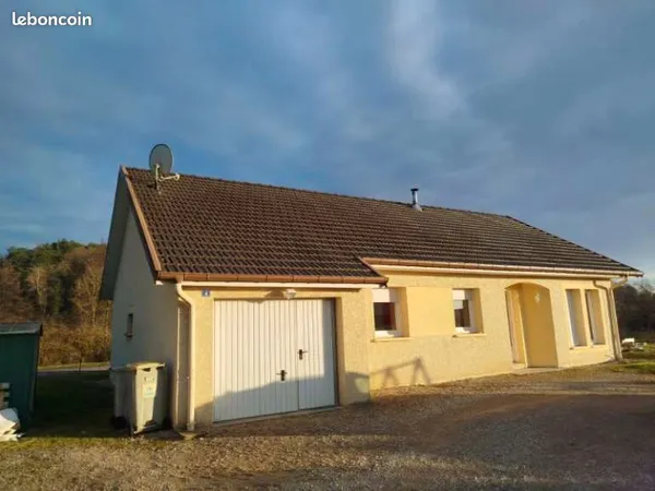 À VENDRE - Maison individuelle de 2008 - Sans frais d'agence 