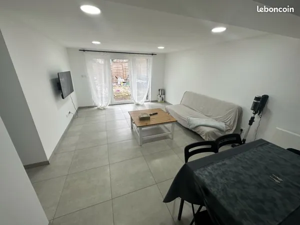 T2 meublé rez-de-jardin 