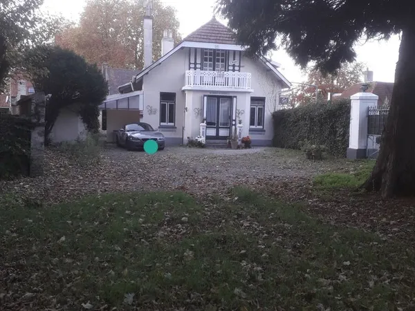 Belle bâtisse "PAP" 