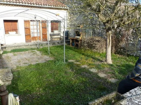 Maison de ville avec jardin 