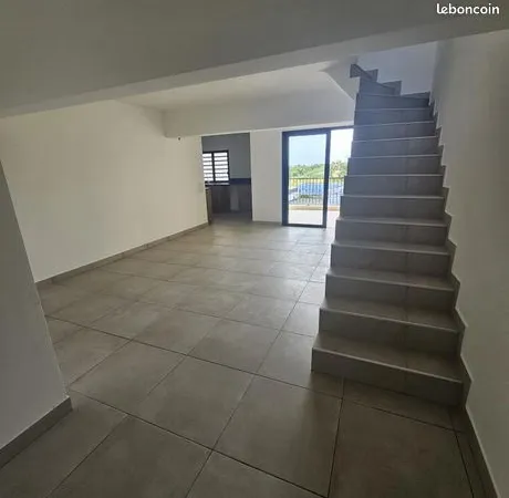 Appartement 4 pièces 80 m² 
