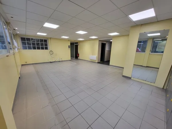A VENDRE, BREST PLEIN CENTRE, BUREAUX 