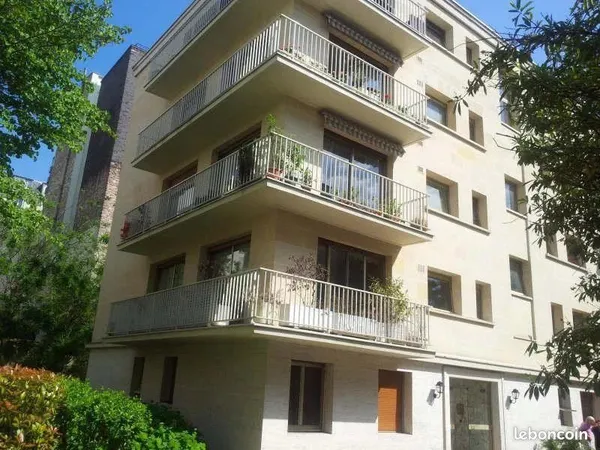 Appartement 3 pièces 84 m² 