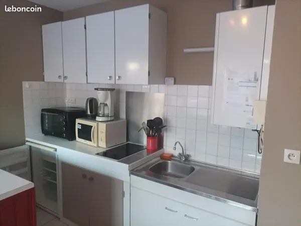 Studio 1 pièce 22 m² 