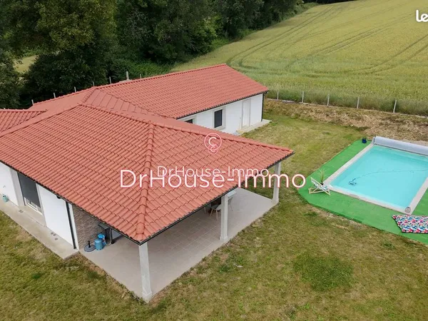 Maison 5 pièces 137 m² 