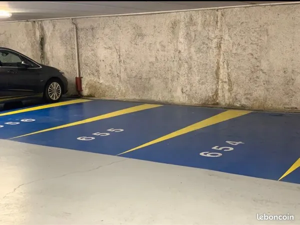 LOUE EMPLACEMENTS DE PARKING sécurisé 