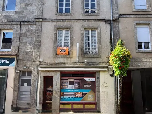 Maison 8 pièces 227 m² 