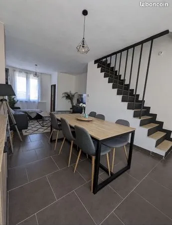 Maison 5 pièces 82 m² 