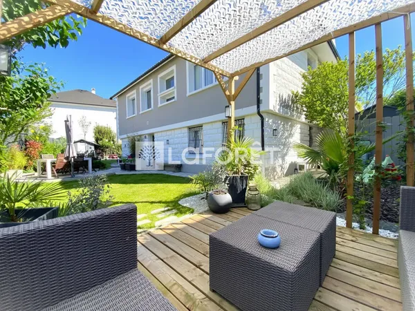 Maison Ormesson Sur Marne 6 pièces de 180m² secteur calme et recherché 