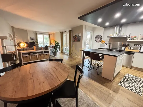 Appartement 5 pièces 96 m² 