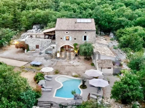 Propriété de charme 