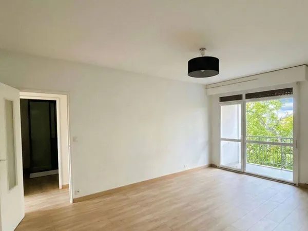 Appartement 4 pièces 80 m² 