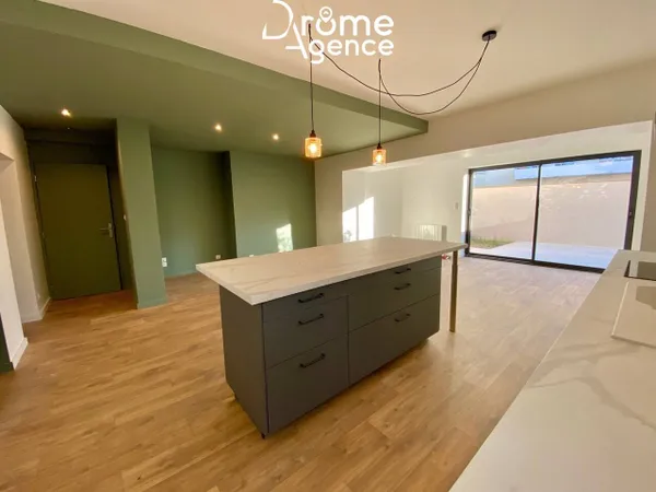 Appartement 3 pièces 79 m² 