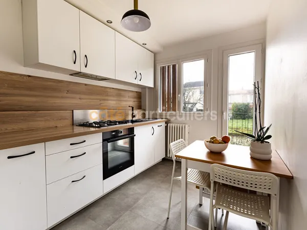 LA ROCHE-SUR-YON -- PENTAGONE -- APPARTEMENT -- 4 PIECES -- 3 CHAMBRES -- 65M2 -- IDEAL INVESTISSEUR