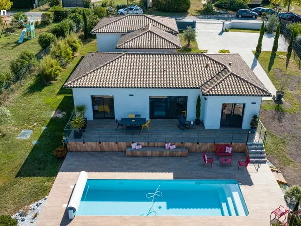 Terrain 615 m² Saint Medard En Jalles 