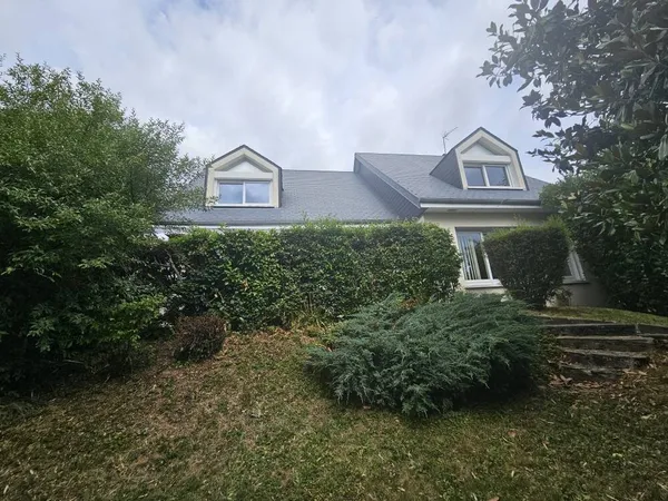 Maison 2 pièces 250 m² 