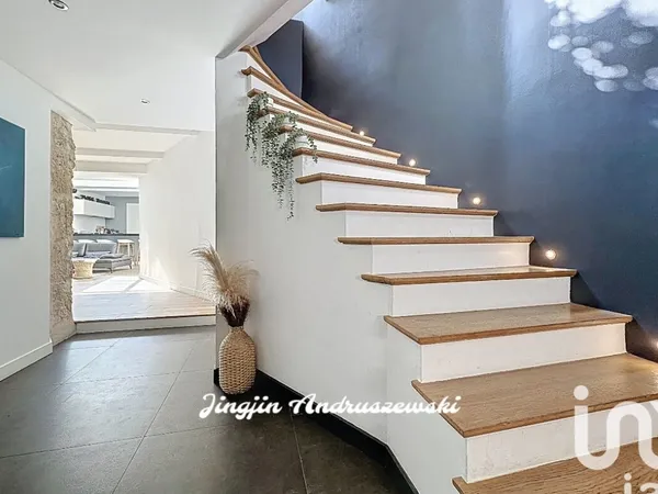 Vente Maison/villa 8 pièces 