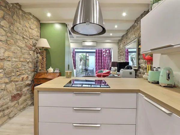 DUPLEX ATYPIQUE HYPER-CENTRE AURAY 