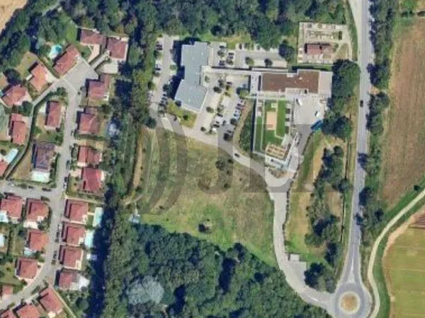 Terrain industriel 8012 m² 
