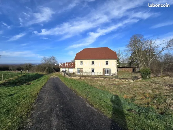 Propriété 8 pièces 260 m² 