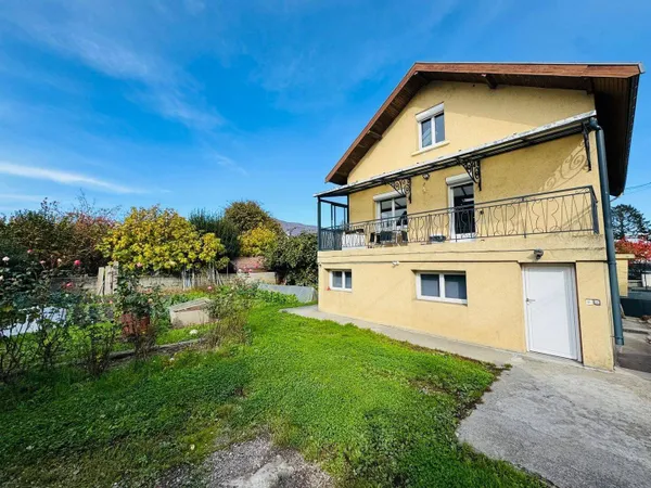 Maison 6 pièces 150 m² 