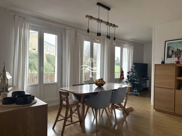 Appartement 3 pièces 69 m² 
