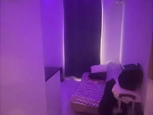 Meublé: Charmant studio avec balcon sur Nice nord 