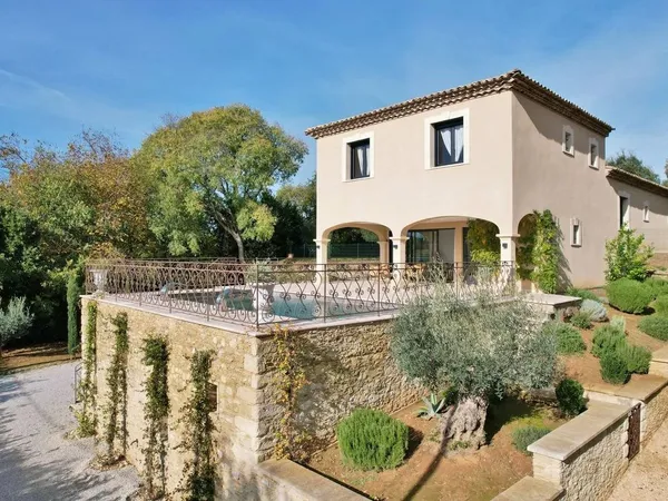 Maison de luxe 6 pièces 143 m² 